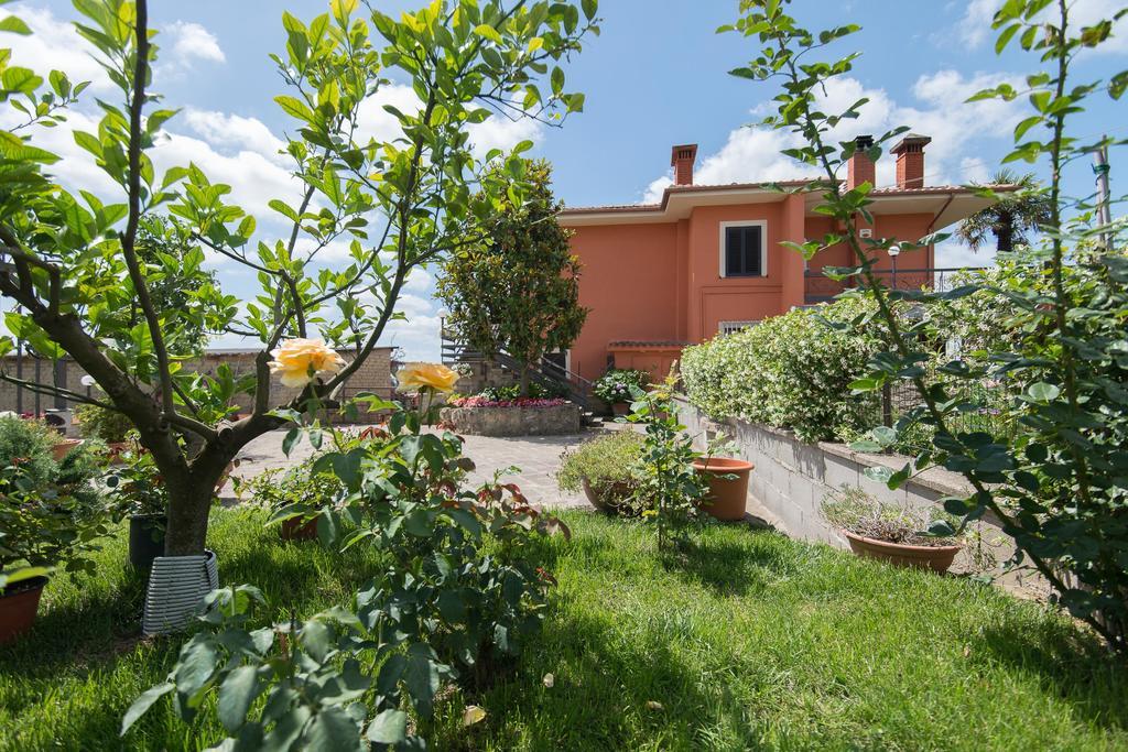Bed And Breakfast Nonna Loreta Formello Exterior photo